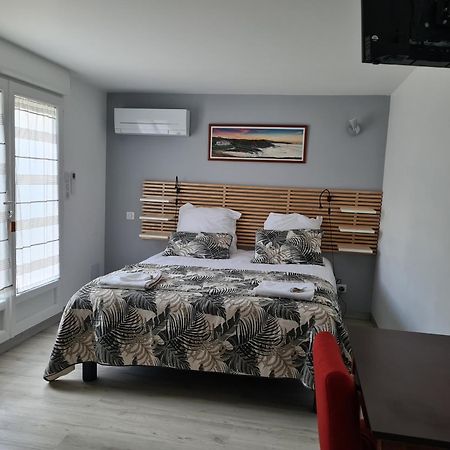 Appartement Avec Cuisine Et Grande Piscine Chauffee Hendaye Exterior foto