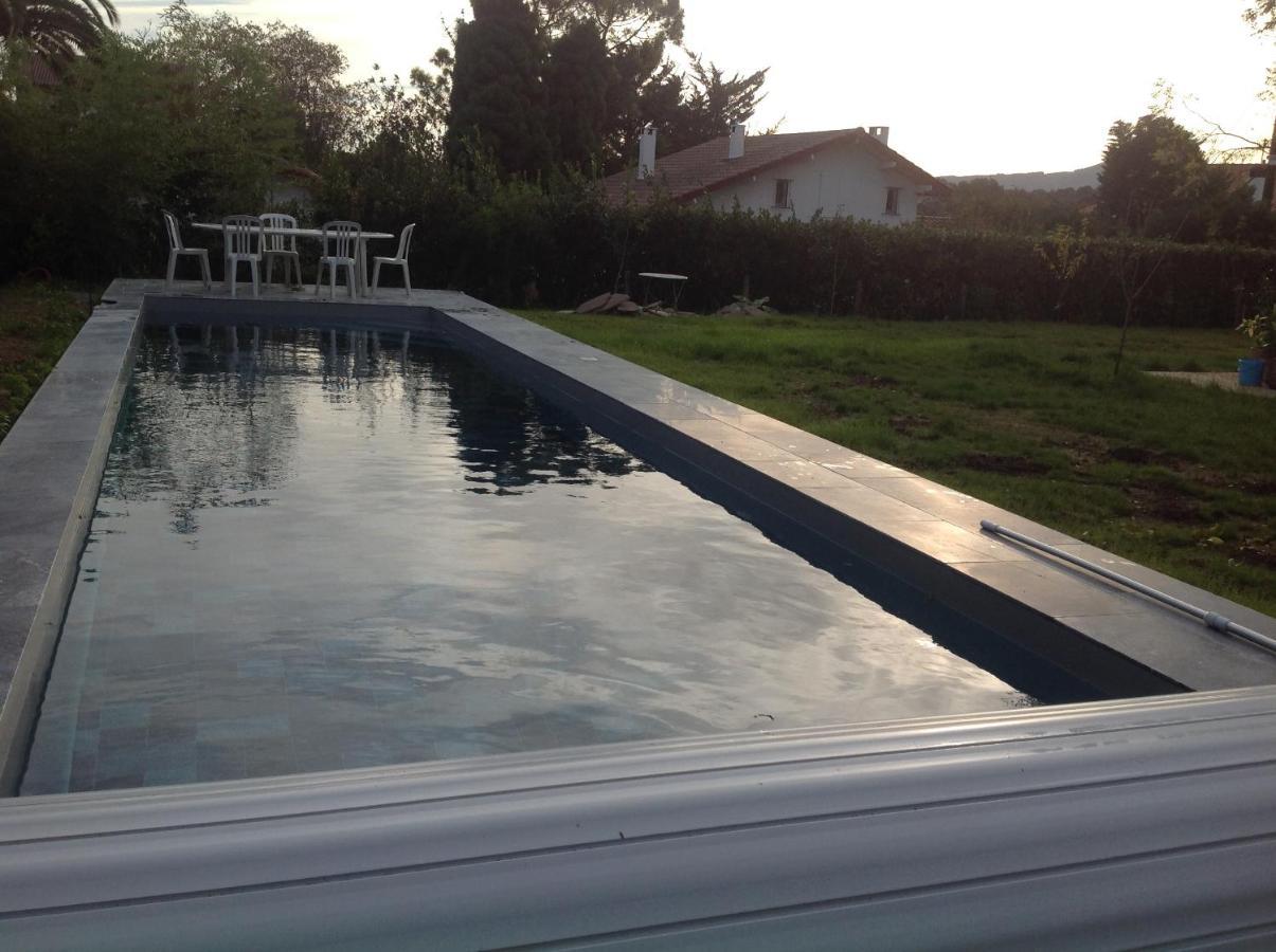 Appartement Avec Cuisine Et Grande Piscine Chauffee Hendaye Exterior foto