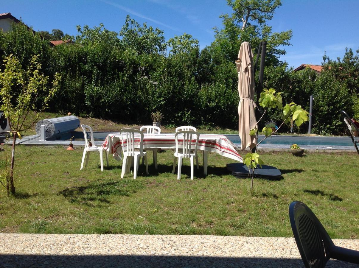 Appartement Avec Cuisine Et Grande Piscine Chauffee Hendaye Exterior foto