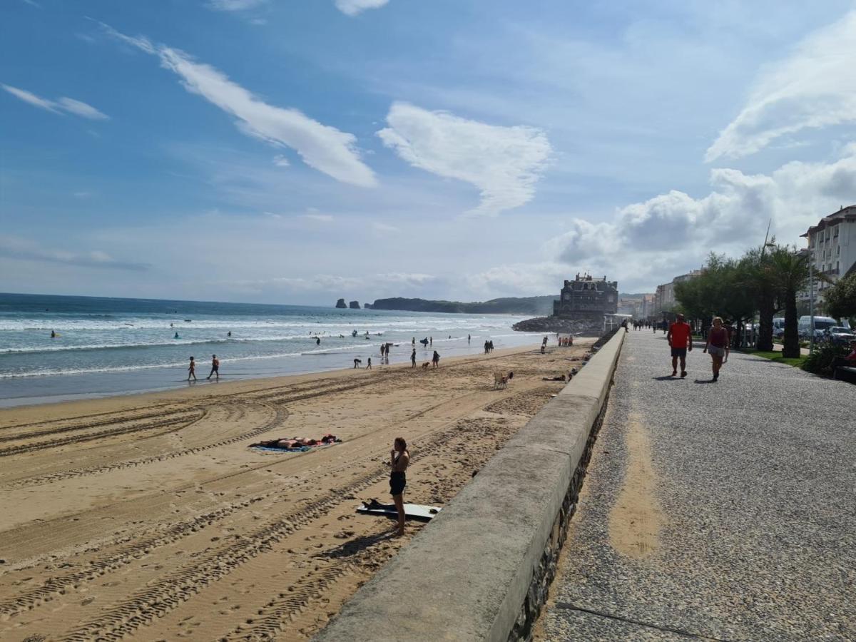 Appartement Avec Cuisine Et Grande Piscine Chauffee Hendaye Exterior foto