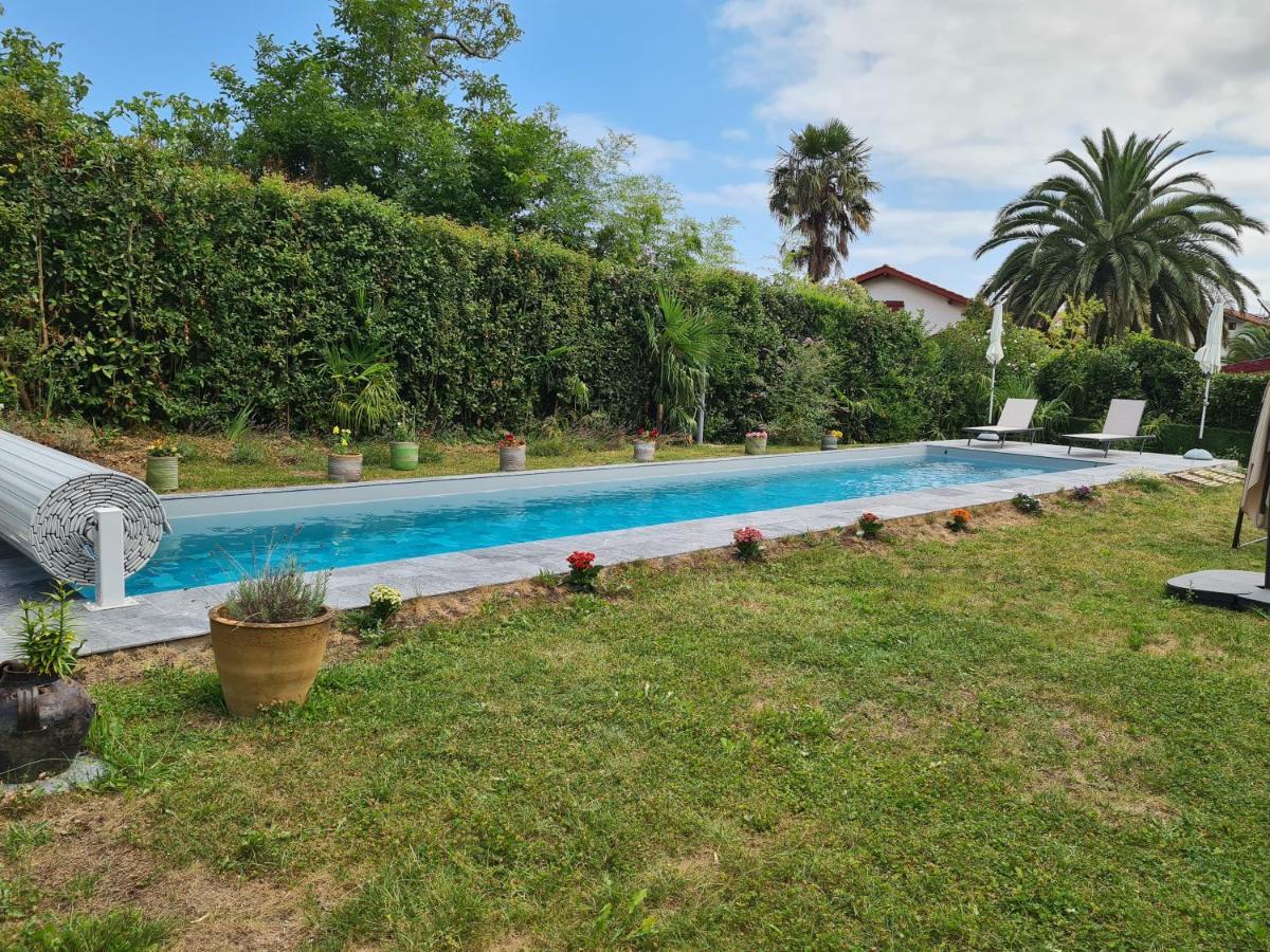 Appartement Avec Cuisine Et Grande Piscine Chauffee Hendaye Exterior foto