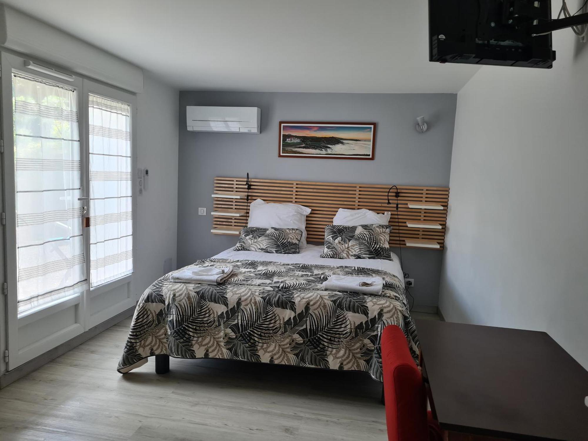 Appartement Avec Cuisine Et Grande Piscine Chauffee Hendaye Exterior foto